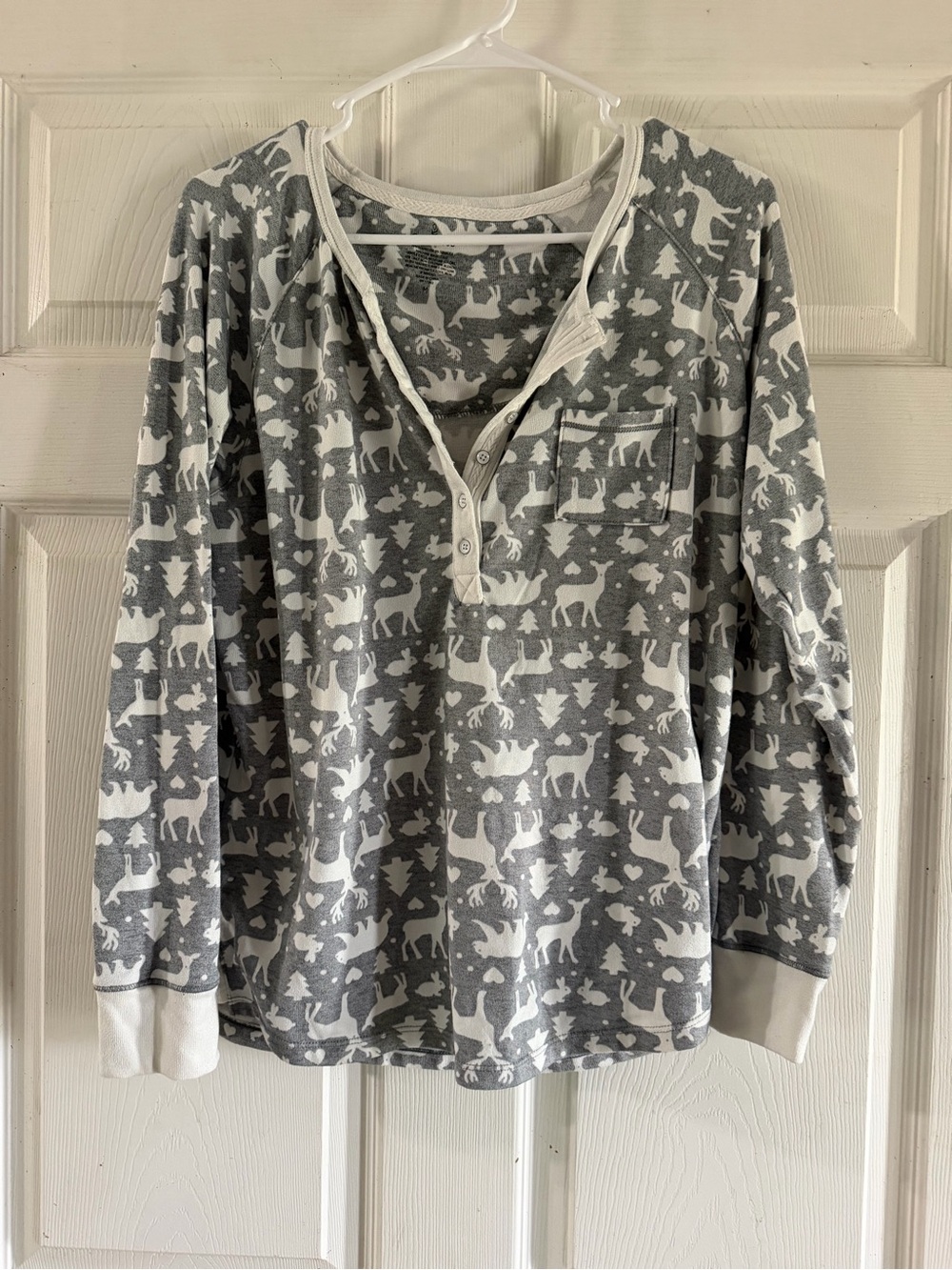 Cuddl Duds Gray and White Woodland Henley Top